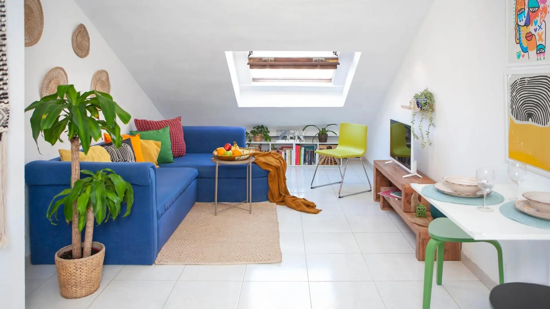 Lägenhet Picasso'S Dream Cozy & Chic Attic Plaza Merced Málaga Spanien